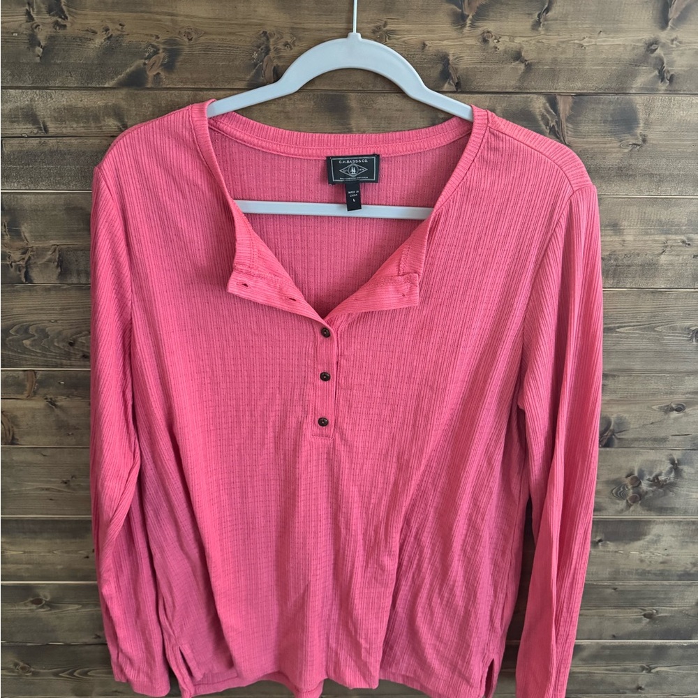 G.H. Bass & Co. Coral Pink Ribbed Henley Long-Sleeve Top